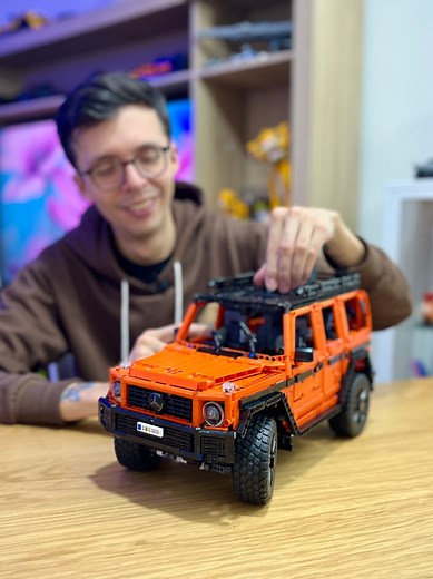 LEGO Technic Mercedes Benz G500 Professional Line 42177 Review