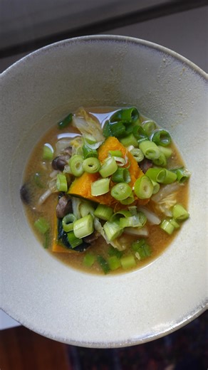 Kouka Webb on Instagram: "Kabocha miso soup is one of my favourite, simple meals this season. It’s warm, filling, and packed with fiber, beta- carotene, and plant-based protein. - Full recipe on my Substack (Iamkouka) Jumper by: @sezane Tank by: @massimodutti #kabochamiso #misosouprecipe #nutritionfocused #simplemeals #dietitianrecipes #japanesecuisine #balancedplate #nycfood #homecooking #rdapproved #wellnessfood #easyrecipes #nutritionstudent #healthyeatingideas #manhattanfood"