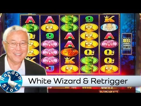 White Wizard Slot Machine Bonus and Retrigger