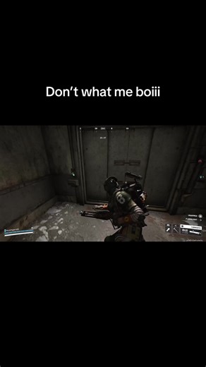 Humorous Interactions in Ark Raiders Gameplay