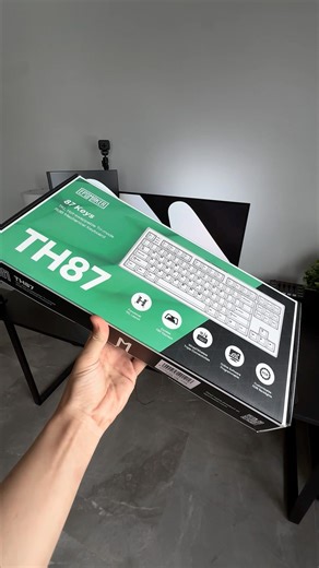 EPOMAKER TH87, tri-mode wireless mechanical with hot-swappable sockets & premium feel. @Epomaker