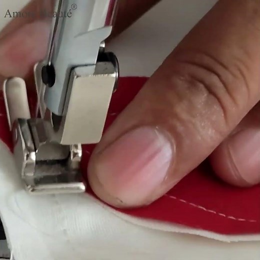 Handmade Red & White Star Patchwork Quilt | Luxury Cotton Bedding