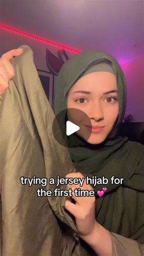 Hiba Kane on Instagram: "// trying a new hijab style 👀 thoughts? #hijab #hijabi #hijabstyle #muslimah #muslim #ramadan #reels"