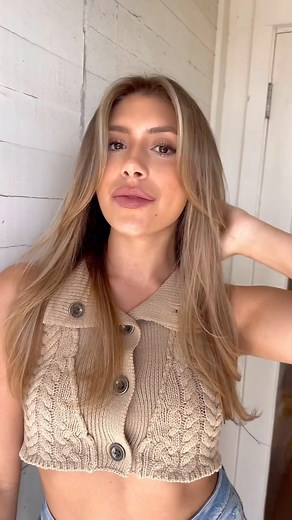 Oh honey 🍯 get this honey color with Goldwell ambassador @jacobhlhan’s formula! 👇 Silk Lift Strong 10 volume in the foil. Colorance 10BB 10V 8GB equal parts for the tone. 7NN for the smudge. Be sure to share your styles with #GoldwellApprovedus for a chance to be featured on our page. Terms and conditions in bio. #gogoldwell #silklift #colorance | Goldwell US