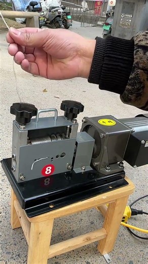 New wire stripper, capable of stripping network cables up to 95 square millimeters. #WireStripper