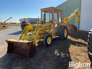 1974 Ford 4400 Industrial 2WD Loader Backhoe | Construction