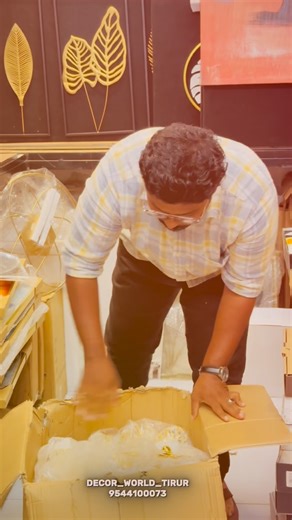 Decor World Tirur | SHOW PEICE ITEMS RESTOCKED 📌🔥 . . . . . . . . #showpeice #interior #homedecor #interiors #homedesign #décor #designdeinteriores... | Instagram