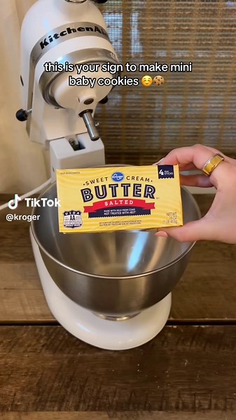 How to Make Cute Mini Cookies at Home