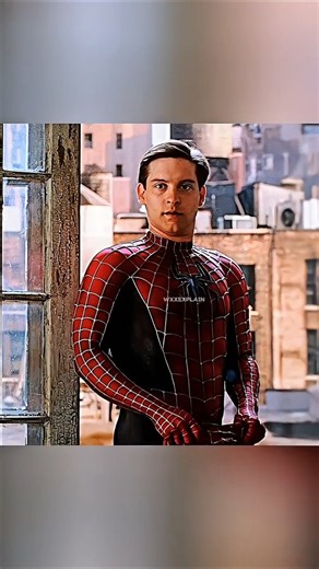 How Tobey's Spider-Man Shoots Webs Through His Suit!