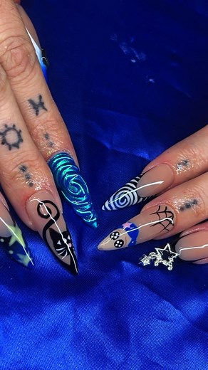 Nail Consultation: Coraline Nails Tutorial on Madicured