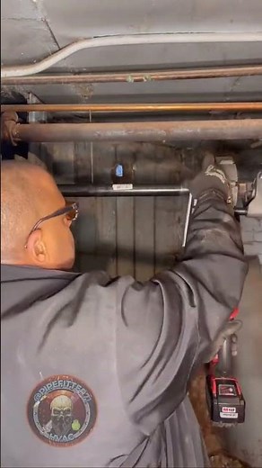 Threads Faster Than Corded. M18 FUEL™ Pipe Threader w/ ONE-KEY™. Video Credit: @robertroberts721