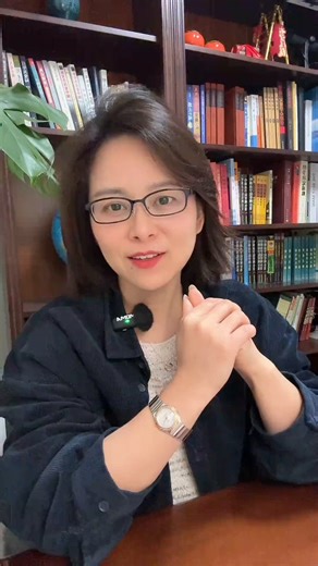 制造了这么多烂尾和空城，恒大的高管们集体退薪真是饶过他们了。那些被忽悠着去投资的人和花了钱房子烂尾的人才是真惨。每个人为自己的认知买单吧。 当时恒大出清所有楼盘打三折只收现金的时候，还是有不少人去抢。。。