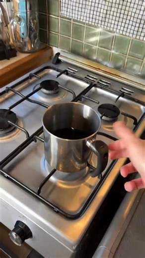 Marvin la queen on Instagram: "Encore une expérience à la con #experience"