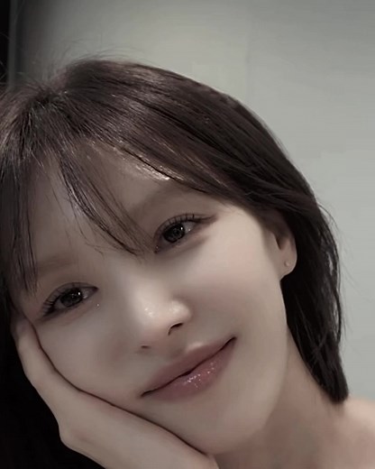 Happy Birthday Wendy from Red Velvet!