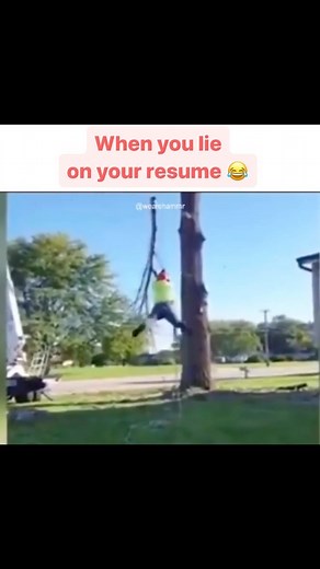 Hammr | Construction Payroll & HR on Instagram: "This is gold 😂 ⁠ ⁠ Check out Hammr: Save $$$$ on payroll & avoid hours of office work...⁠ ⁠ ⏱️ Mobile Time Tracking The Field Will Use⁠ 💸 Run Payroll In Seconds...Not Days⁠ 🤝 Streamline Benefits & Insurance⁠ 🏗️ Get Full Labor Burden Costs⁠ ⁠ All of this...In One Platform. Built For Contractors. ⁠ ⁠ (Link in bio to get a free demo)⁠ ⁠ —⁠ Follow our podcast @bredtobuildpodcast⁠ ⁠ “Top 5% most followed podcasts” - Spotify⁠ ⁠ Main @wearehammr⁠ —⁠