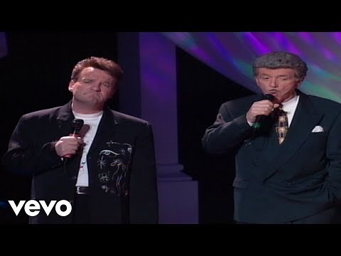 Bill & Gloria Gaither - Cool Water [Live] ft. Gaither Vocal Band, Jake Hess
