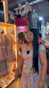 116K views · 592 reactions | Aquele Vestido estilo romântico  Moda Center Santa Cruz, Rua G, box 73 75, SETOR LARANJA Santa Cruz do Capibaribe - PE  (81)9.9909-5889 @nazzirelestiloromantico | Você na Feira | Facebook