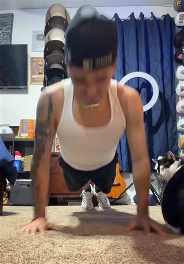 💪🏽💪🏽💪🏽 #pushupschallenge #pushups #workout #fitness | Push Ups