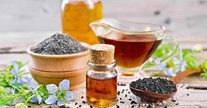 Huile de nigelle : comment l'utiliser pour mincir et perdre du ventre