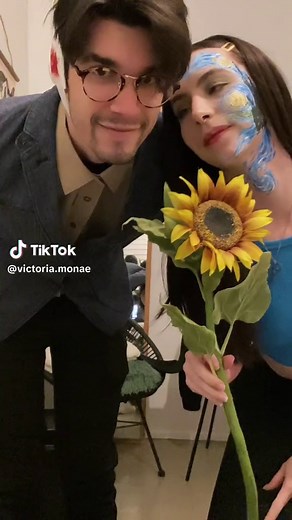 the painter and the muse 🌙💙✨ #halloween2023 #vangogh #starrynightcostume