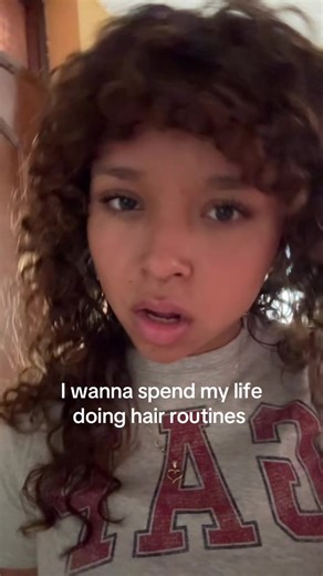 Embracing Natural Curly Hair Routines