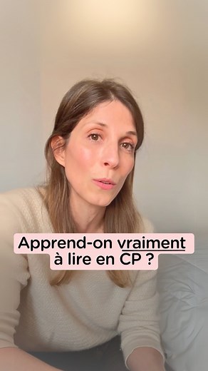 « Les enfants ont tout le temps d’apprendre à lire en CP ! » Vraiment ? Sur 870h de CP, seulement 20h sont consacrées à l’apprentissage actif de la lecture - soit 7 minutes par jour, soit 2% du temps scolaire (auquel il faut encore soustraire du temps pour le « desapprentissage » du nom des lettres). « Ce volume horaire est largement insuffisant pour permettre d’aborder l’apprentissage de la lecture dans de bonnes conditions pour tous les écoliers », commente Bruno Suchaut, auteur de l’étude. En