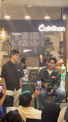 No cameras needed—just genuine love. Thank you, Fred and kuya Than, for giving time to the fans after PBB Eviction Night. | Oskee Recabar