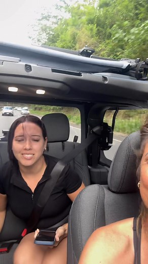 Last drive in Hawaii with my girls. Sage Bass Cienna Wilkins #hawaii #motheranddaughter | Ruby Bastiaans Graham