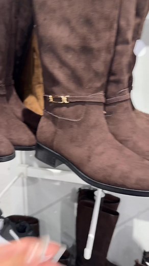 Signature Collection on Reels