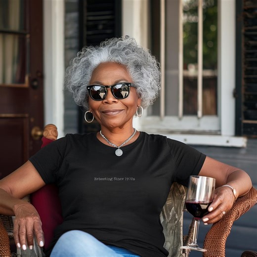 Rebooting Since 1970s T-shirt, Vintage 70s Tee, Retro Birthday, Mother's Day Gift, Funny 1970s Gift, Born in the 70s Top, Nostalgic Apparel - Etsy