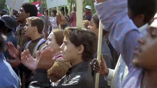 Police Connection Bande-annonce (EN)