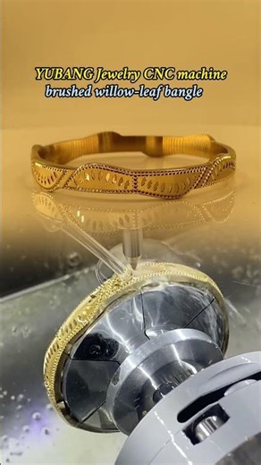 How to use a CNC machine to make a bracelet with a willow-leaf pattern?