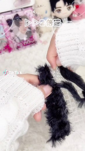 もこもこトレカケースの編み方と可愛いデコ方法を紹介