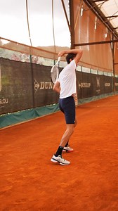 The forehand lasso follow-through, by... R̶a̶f̶a̶e̶l̶ ̶N̶a̶d̶a̶l̶ Daniil Medvedev 🤪 | Mouratoglou Tennis Academy
