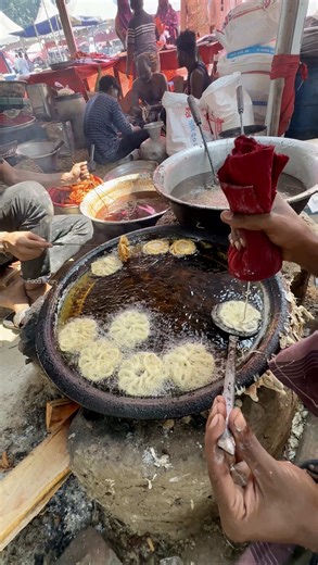 Unique Jilapi Making Method Revealed