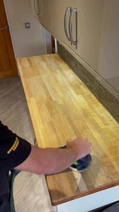 Removing a sticky varnish and reviving a solid wood worktop #ForYouPage#FYP#InvisibleRepair#CosmeticRepair#Worktoprepair#SurfaceRepair#WoodWorktopRefurb#SolidWoodWorktopRevival | Surface Master - Cosmetic Surface Repairs
