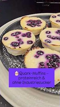 Quark muffins – high in protein and without refined sugar #ProteinRecipes #QuarkMuffins #HealthyJ...