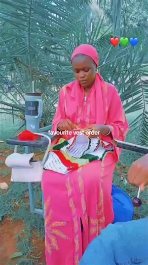 finding yourself making an order and friends hyping up#tiktokafrika🇸🇳🇲🇦🇲🇱🇿🇲🇿🇼🇿🇦🇬🇶🇱🇷🇱🇾🇬🇳 #handwork 6