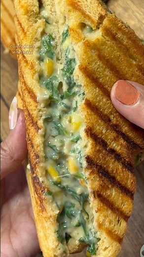 Creamiest Palak Corn Sandwich | Healthy Sandwich Recipe| Spinach Cheese Corn Sandwich| Kid's Tiffin