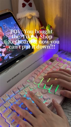 Listen to this beautiful sound 😎💕✨🎄#fyp #tiktok #gamingkeyboard #mechanicalkeyboard #pink #kitten #computer #tiktokshop #trending