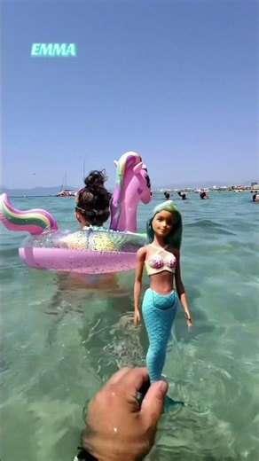 Emma's Mermaid Barbie doll swimming #emma #barbie #mermaid #mermaidbarbie #doll #toys