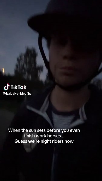 Enjoying Winter Horse Riding Despite Early Sunsets