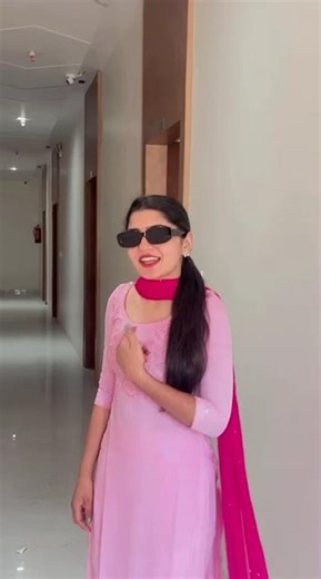 Rhe m akeli pitugi tu to bhag java ga 🫣😜