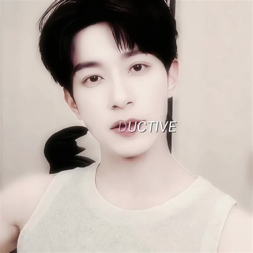 Vibe nào cũng cân được, lúc O lúc A đỉnh của chóp luôn 😎🤌 #fypシ゚ #abodesire #lipeien李沛恩 #seekly #jangli