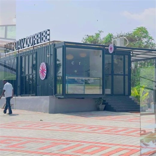 Ozzon Container Cafe