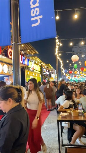 Dubai Meets Manila! 🇦🇪🇵🇭 Filipino Food at Rigga Night Market #shorts