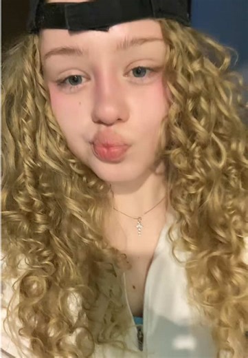 Video's van myliebandy (@myliebandyy) met Turn My Swag On - Soulja Boy Tell'em