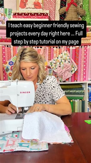 Tami Jones • HometownQuiltCompany | Reusable paper towels … super easy step by step sewing tutorial for beginners on my profile ❤️ #tamijones #sewing #beginnersewing #diy #crafty | Instagram