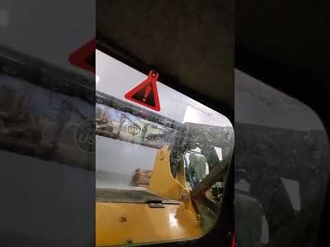 John Deere 317G controls, startup and shutdown