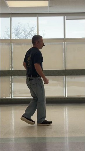 First Kiss (Débutant) Country Line Dance